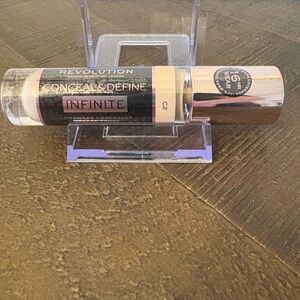 Revolution Infinite Concealer with Silver and Cream Design